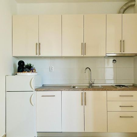 Apartment Sunny Elza 2 ฮวาร์ ภายนอก รูปภาพ