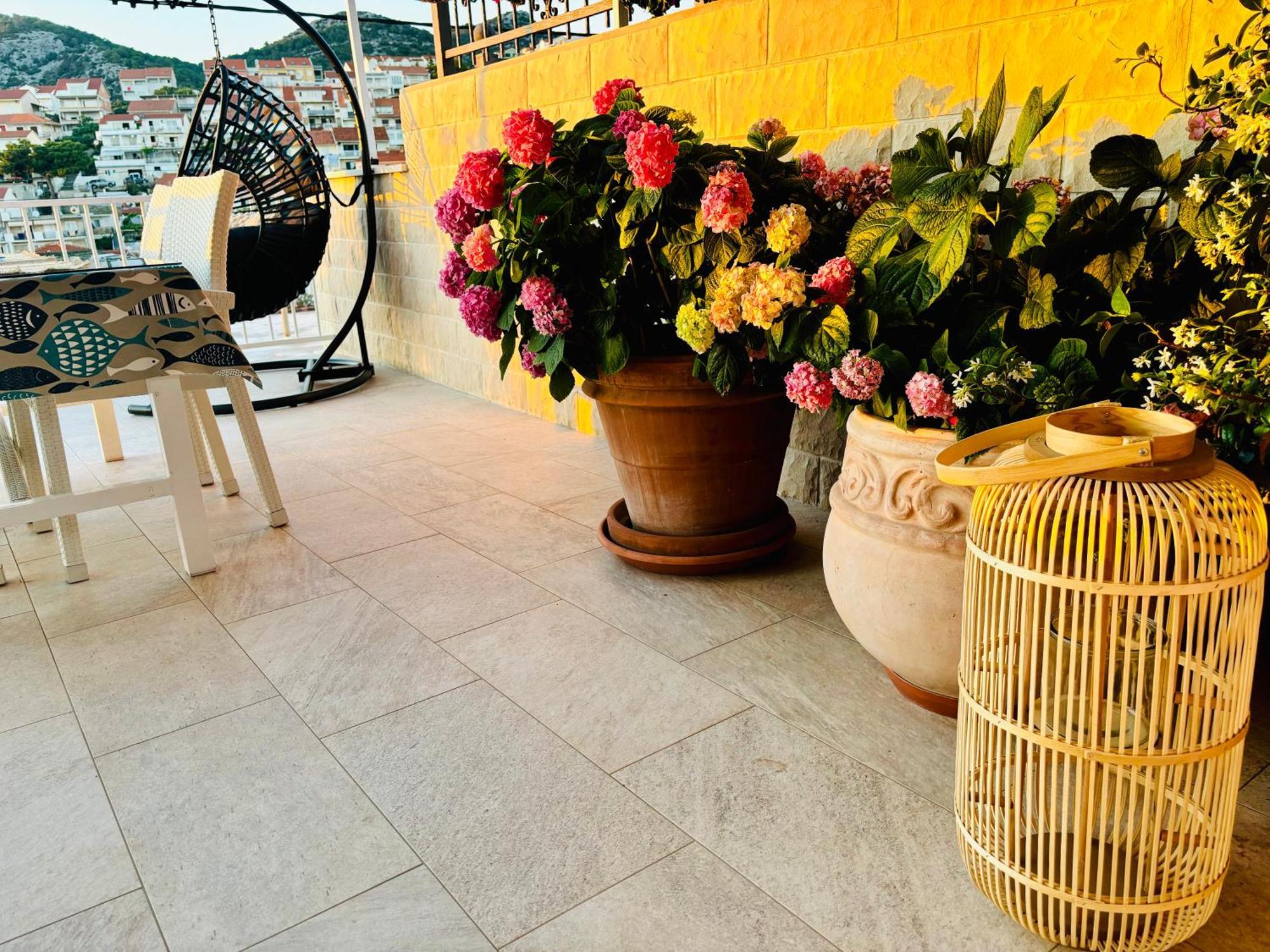 Apartment Sunny Elza 2 ฮวาร์ ภายนอก รูปภาพ