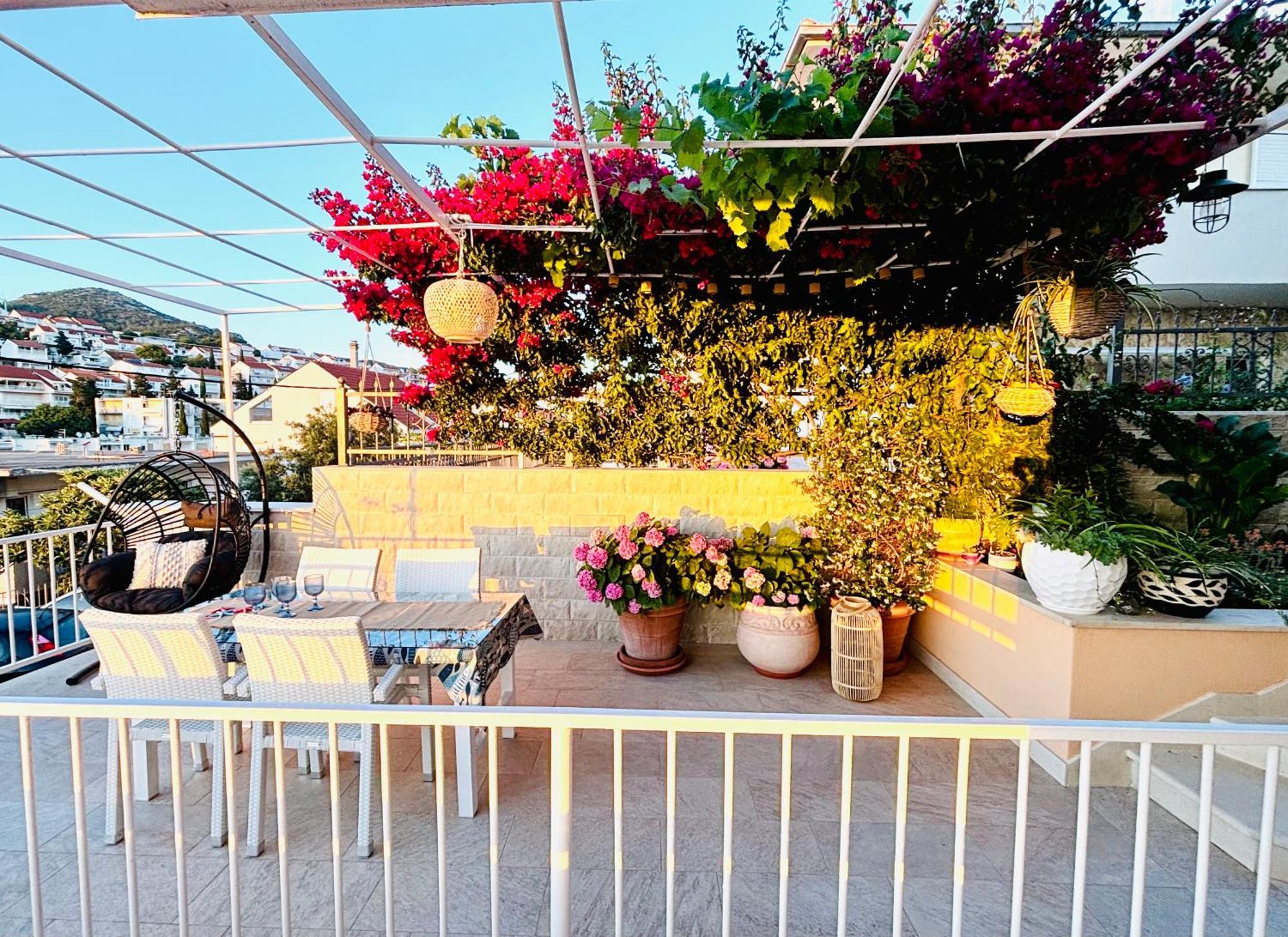 Apartment Sunny Elza 2 ฮวาร์ ภายนอก รูปภาพ